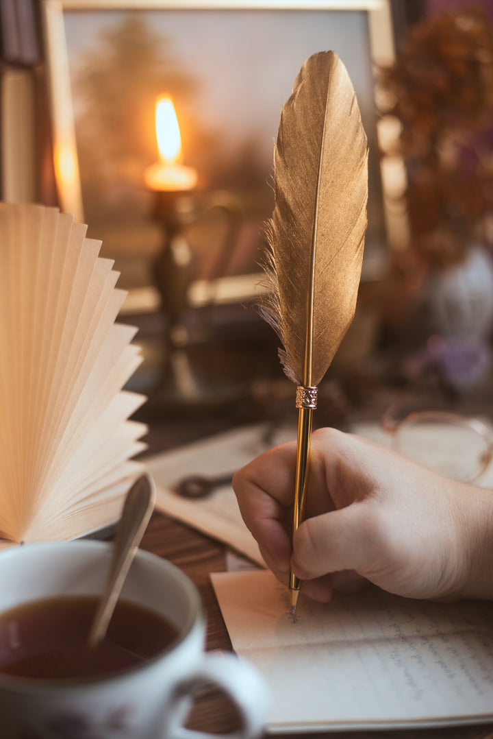 Feather Pen - Luxurious Gold